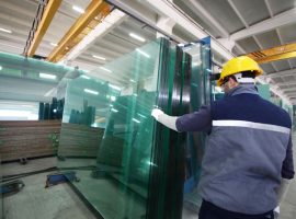 glass-manufacturing-factory-workers-factory